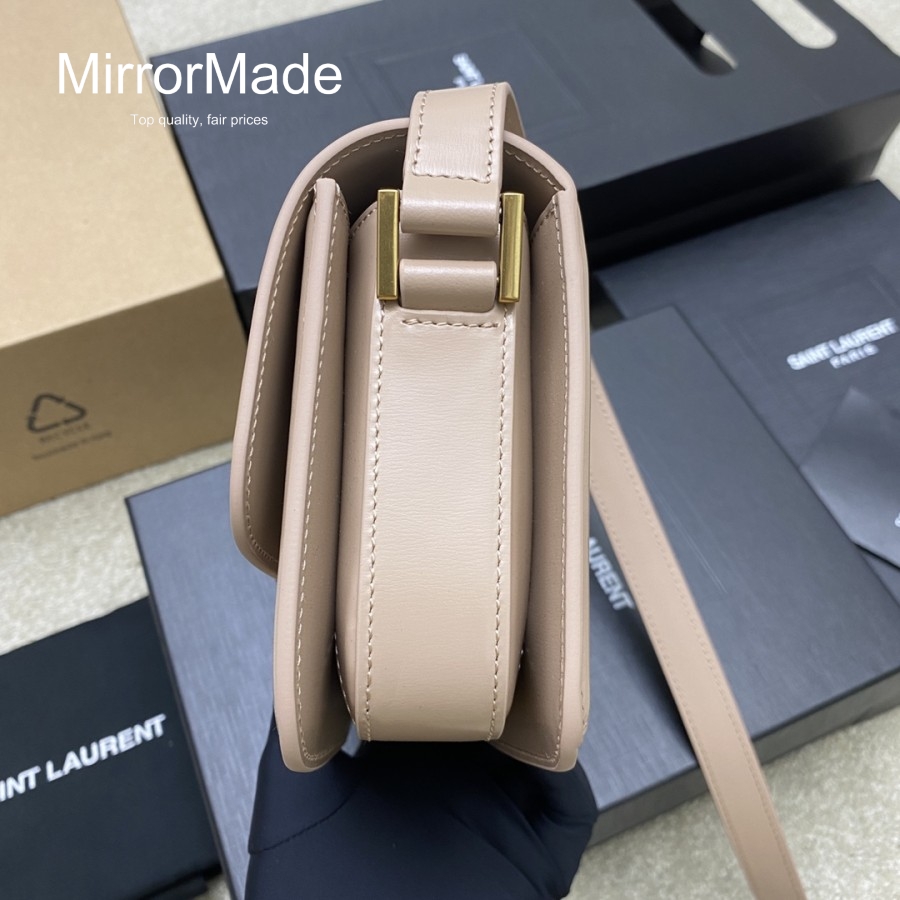 360cf0d8101558e7d952d830c8e5899c_1735578629_9471.jpg