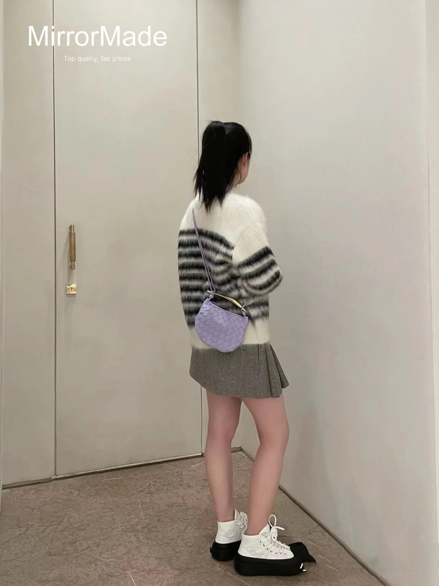2bd7f6ee51d180fd372442ab9781ae43_1740126586_882.jpg