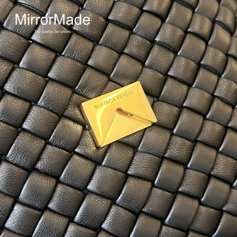3771c33712fceafe1fdc95ee84dd65c6_1740584072_084.jpg