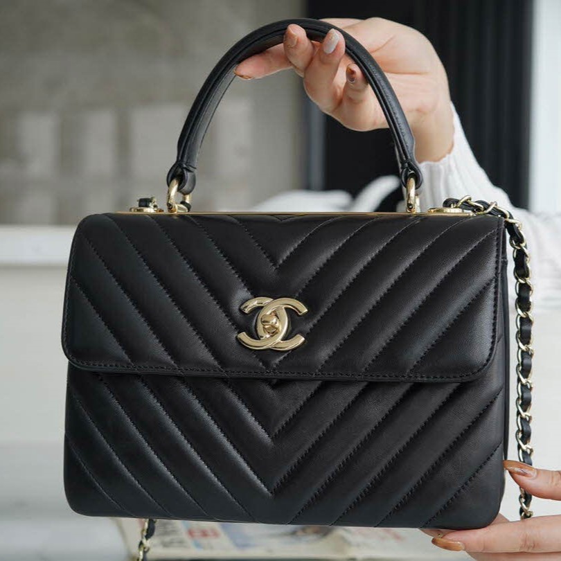 샤넬 트렌디CC 쉐브론V 스몰 플랩백 램스킨 A92236 1850