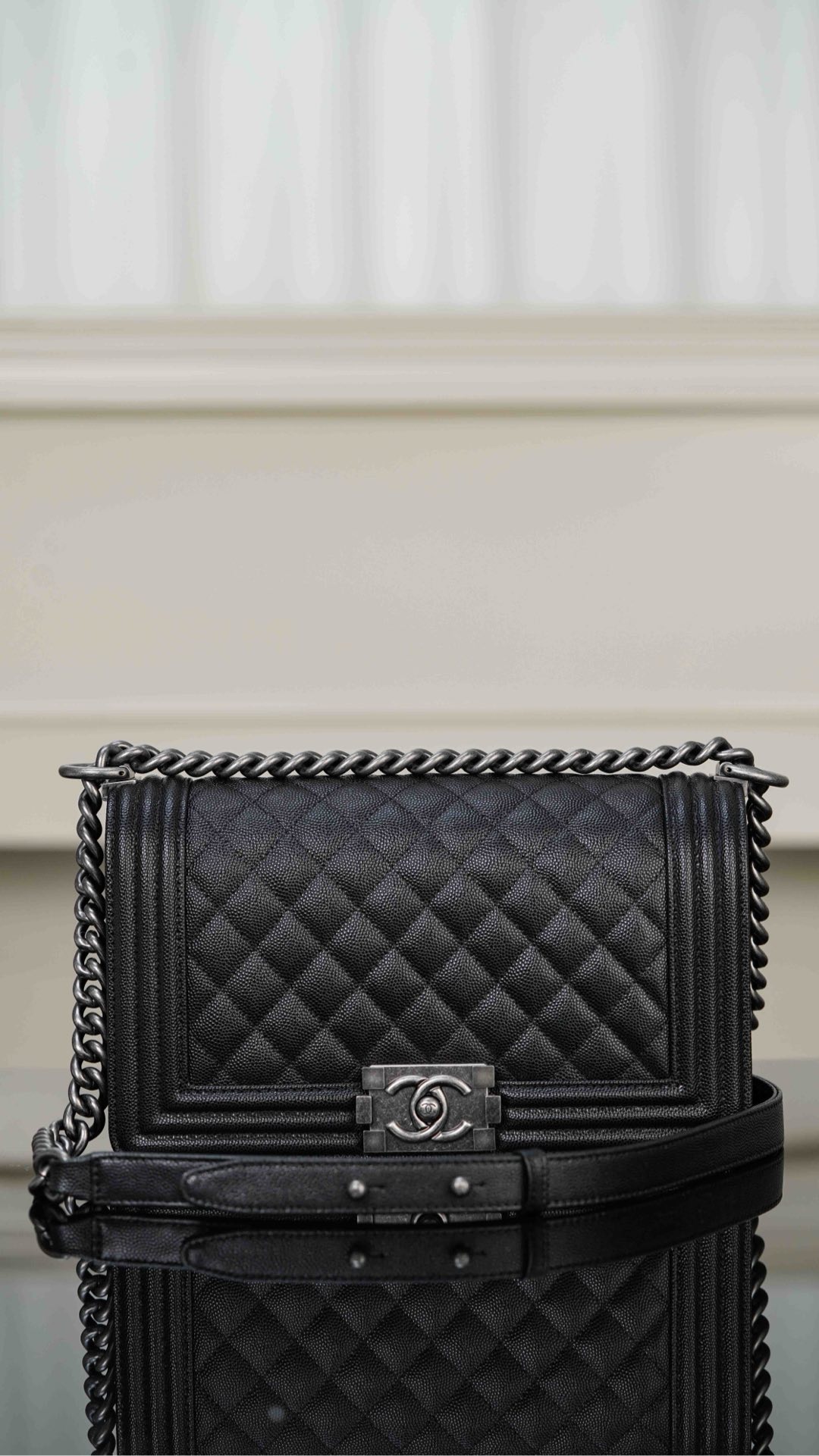 샤넬 미디엄 보이백 캐비어 A67086  1250