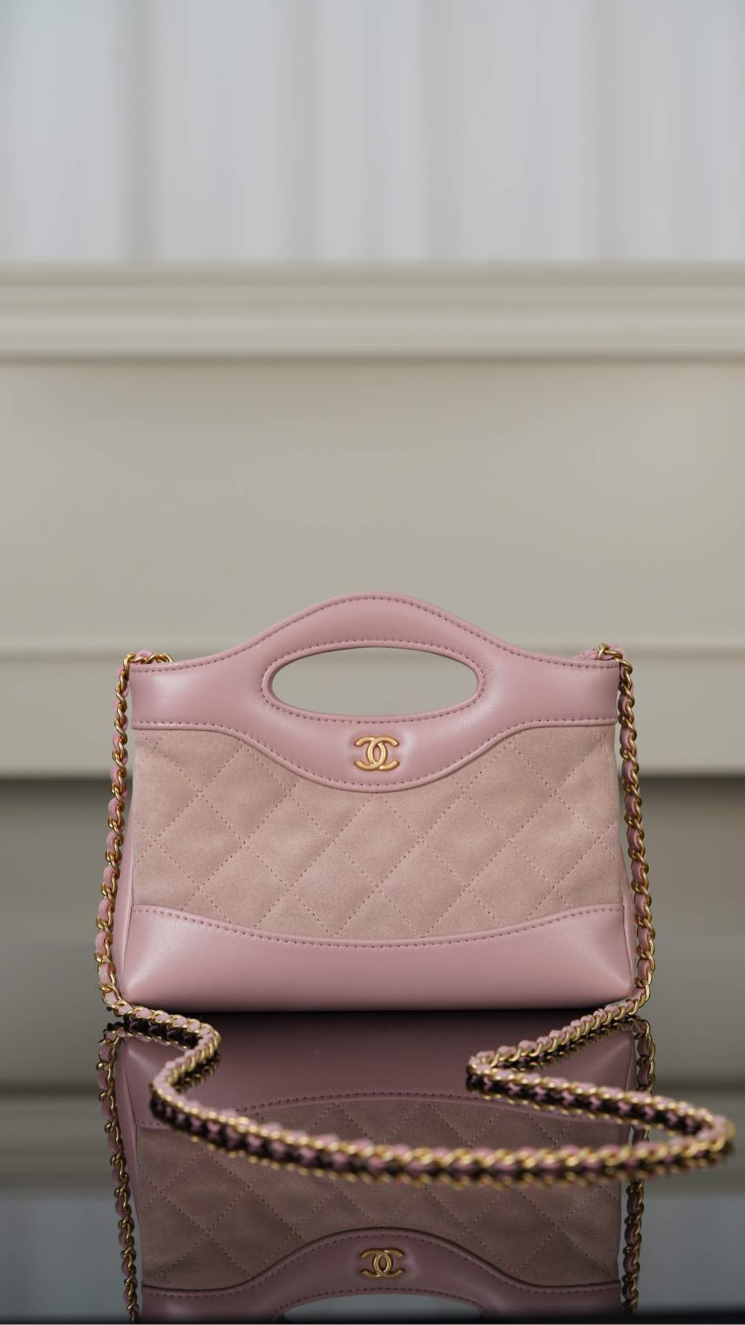 샤넬 31 나노 쇼핑 핸드백 스웨이드 AP3656  980