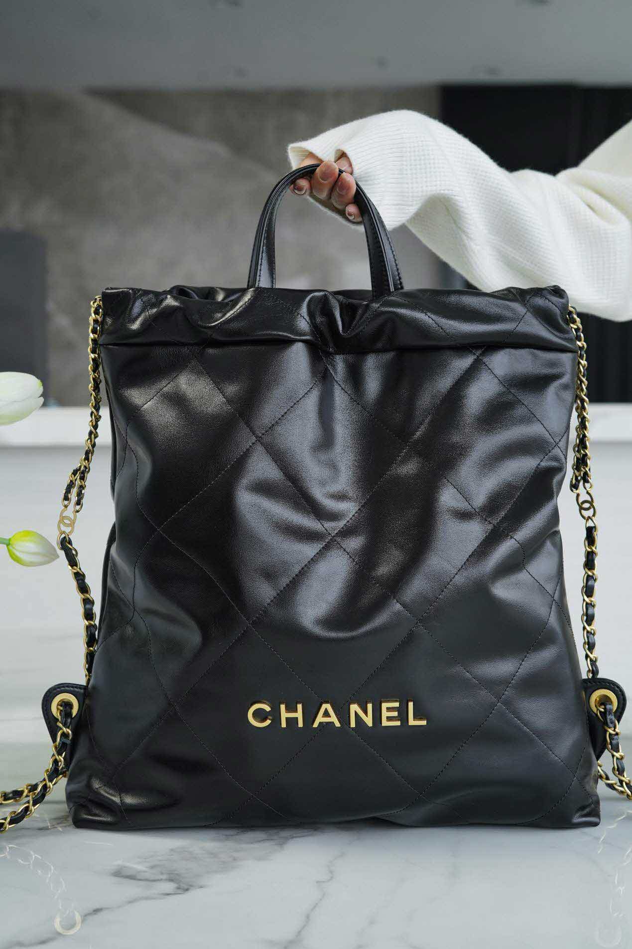 샤넬 22 탑핸들 라지 백팩 카프스킨 AS3313  1580