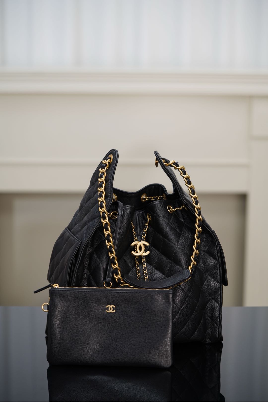 샤넬 25 미디엄 백 캐비어 AS5311  1880