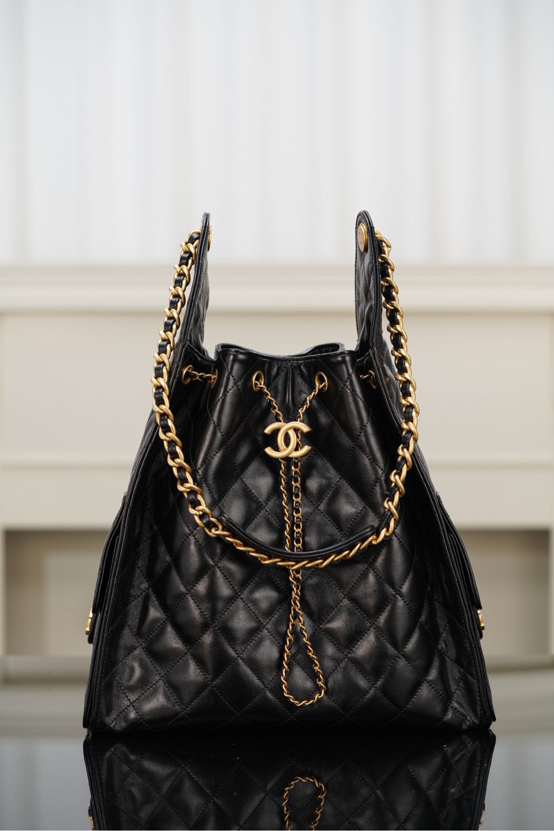 샤넬 25 미디엄 백 카프스킨 AS5311  1780