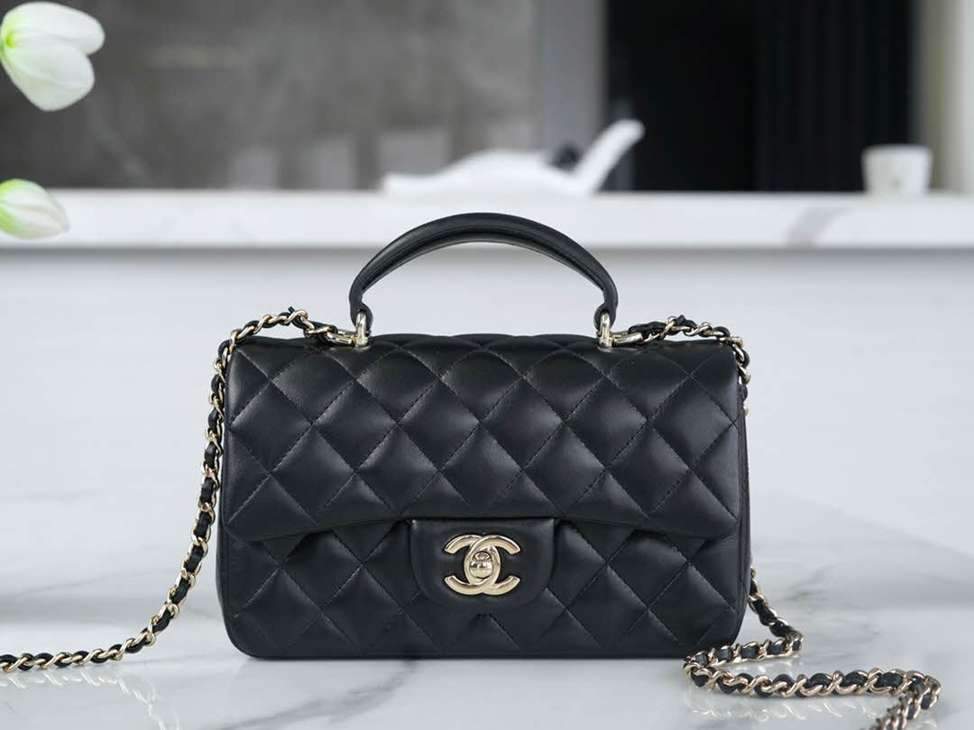 샤넬 23시즌 탑핸들 뉴미니 플랩백 램스킨 AS2431  1280