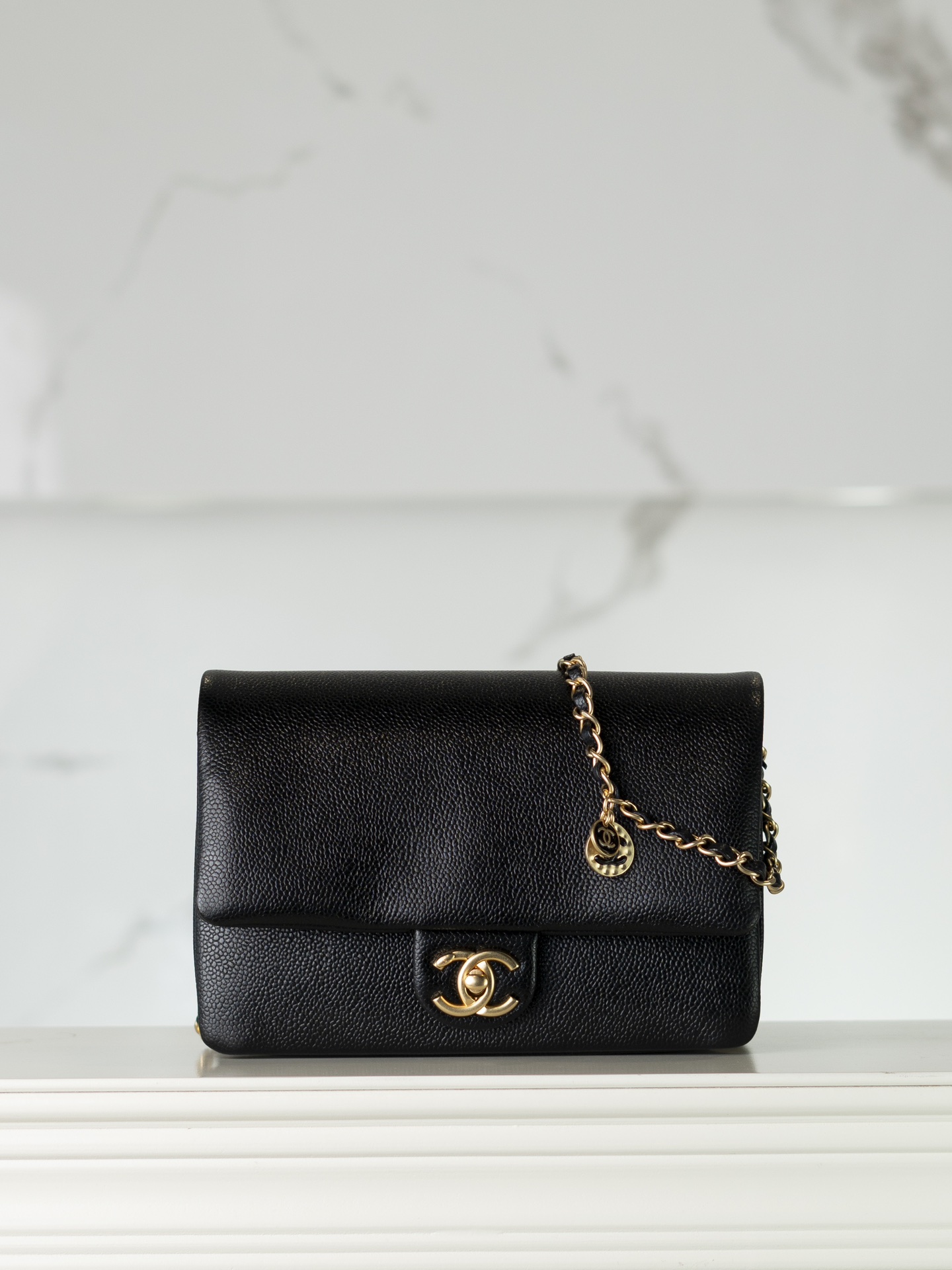 샤넬 24시즌 스몰 플랩백 캐비어 AS5186  1280