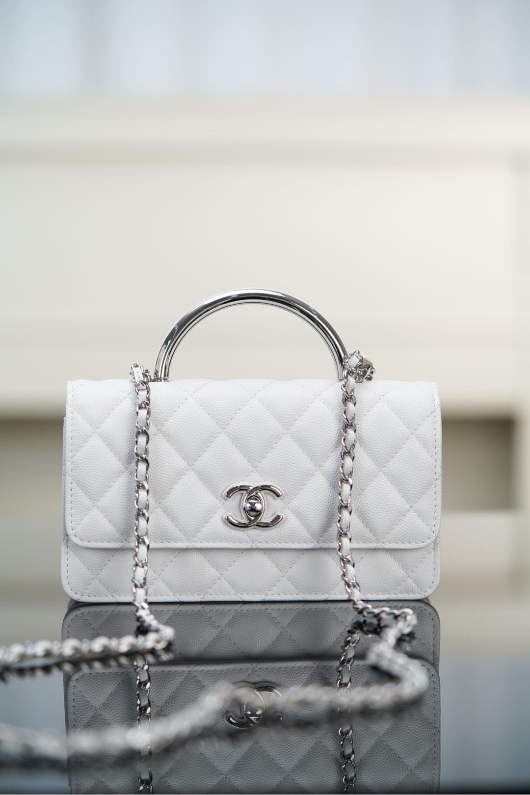 샤넬 25시즌 체인 미니백 캐비어 AP4498  1180