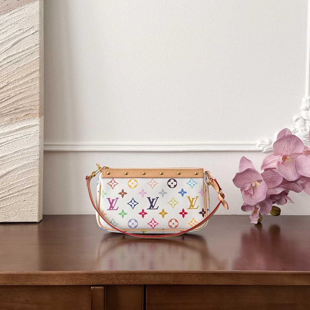 루이비통 x TM 포쉐트 악세수아 백 M13404  780