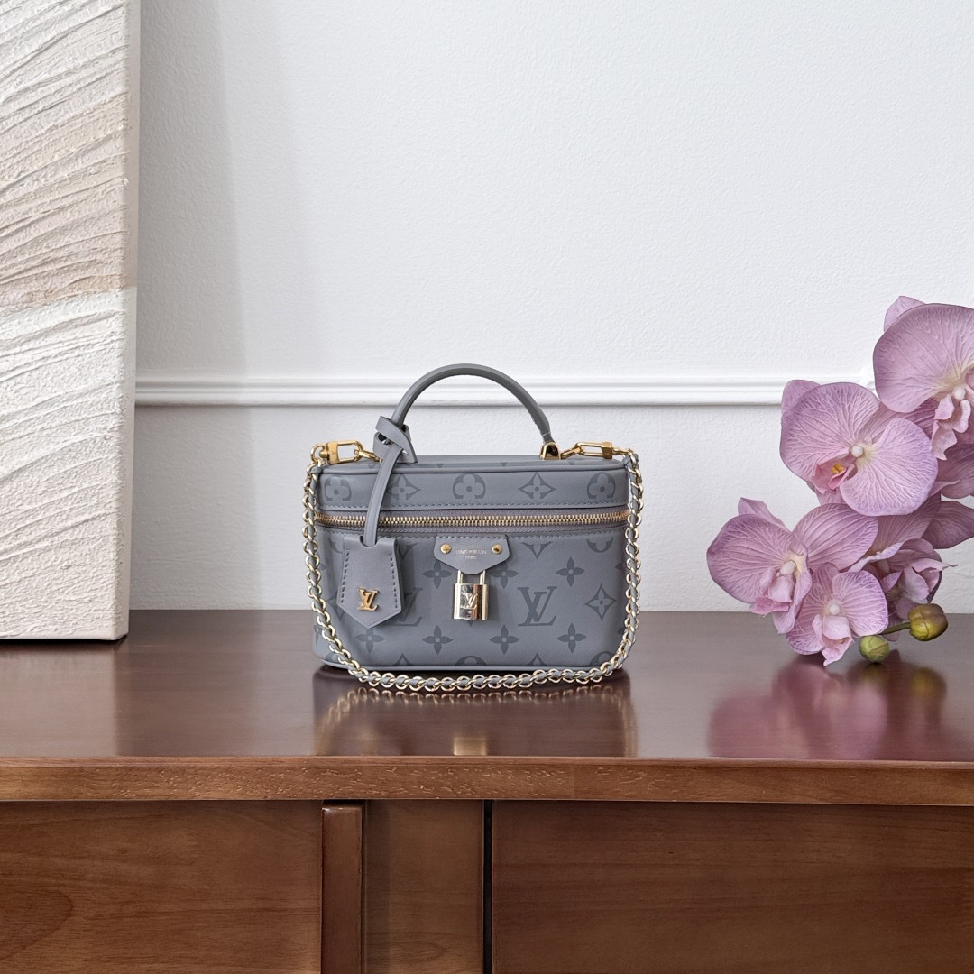 루이비통 베니티 체인 파우치 백 M12427  1190