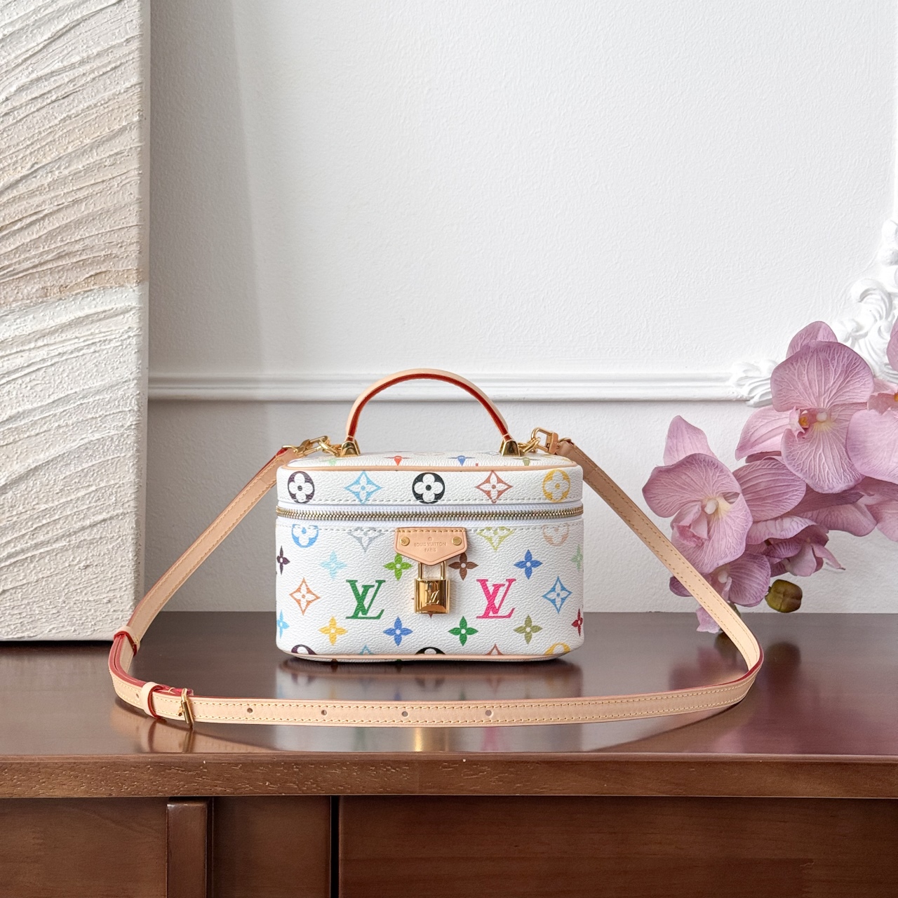 루이비통 x TM 베니티 체인 파우치 백 M13662  1090