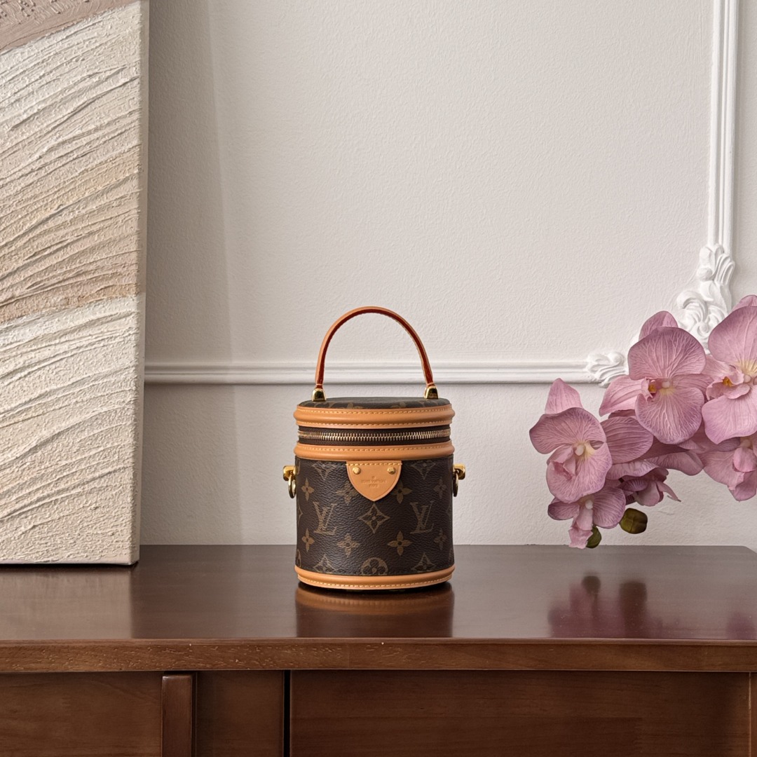 루이비통 나노 깐느 백 M82952  980