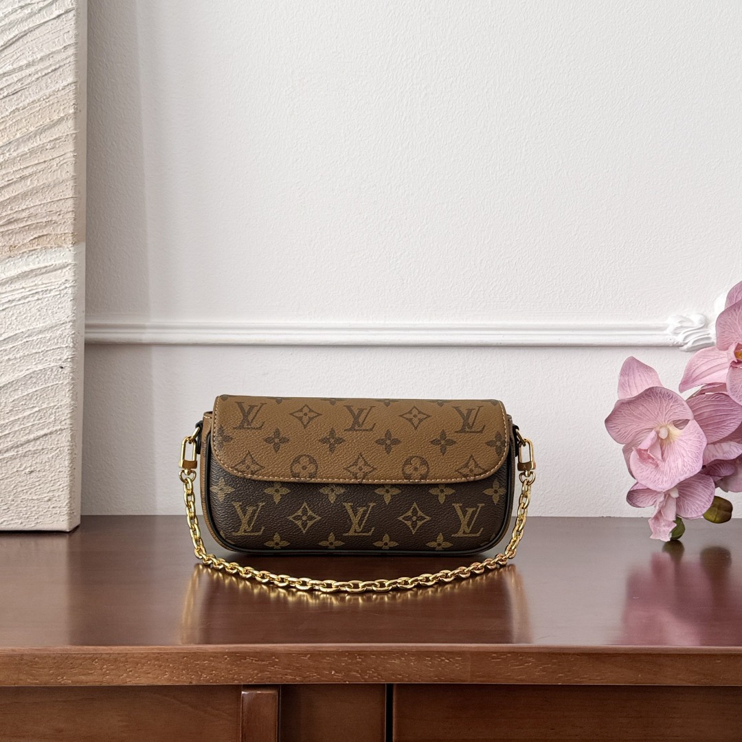 루이비통 월릿 온 체인 아이비 백 WOC M26587  830