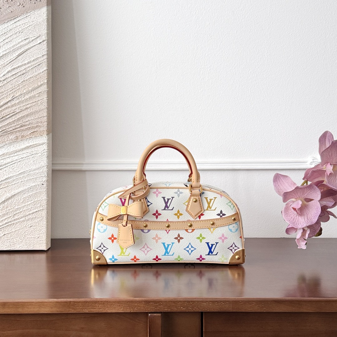 루이비통 x TM 핸드백 이스트 웨스트 백 M13084  1150