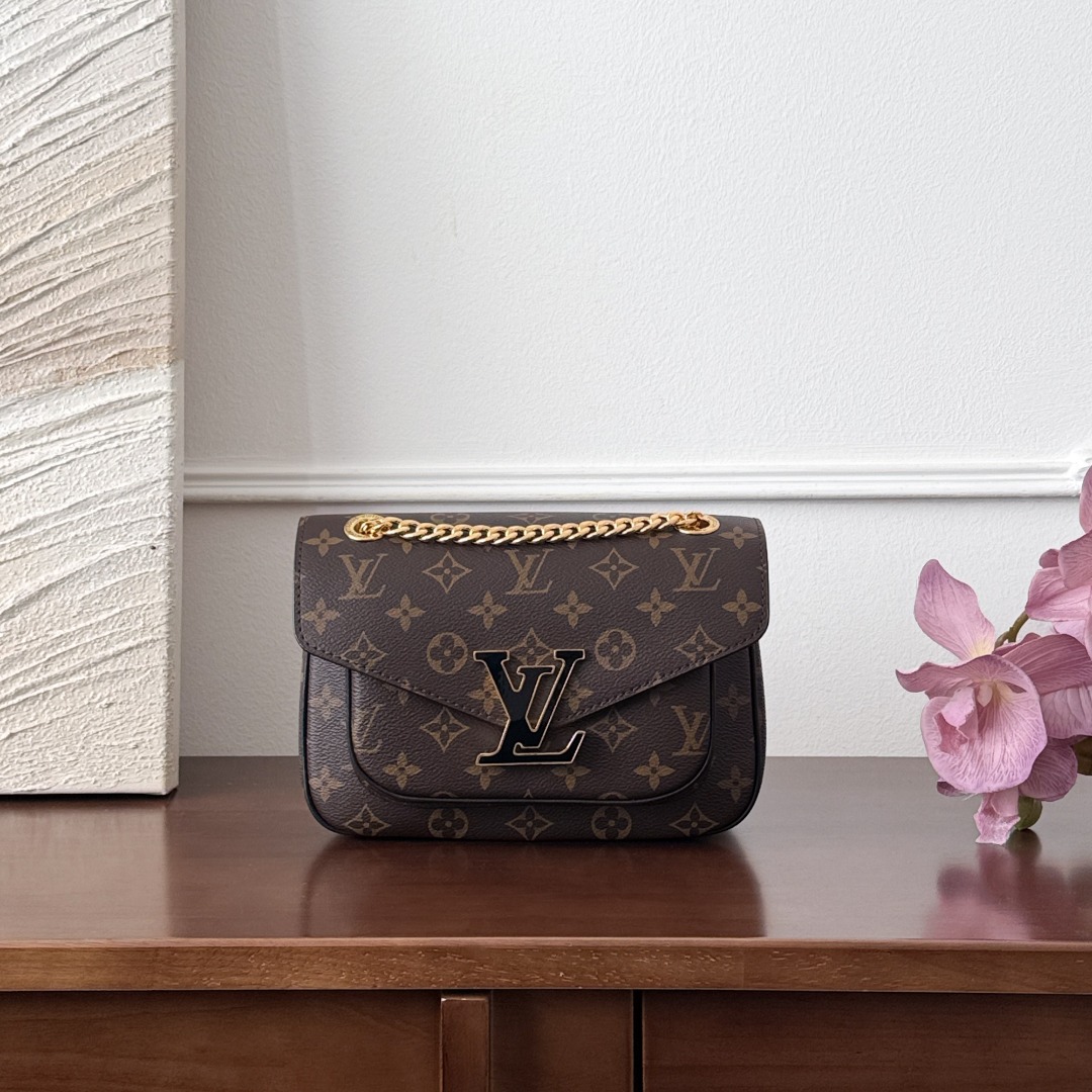 루이비통 파시 백 M45592  1110