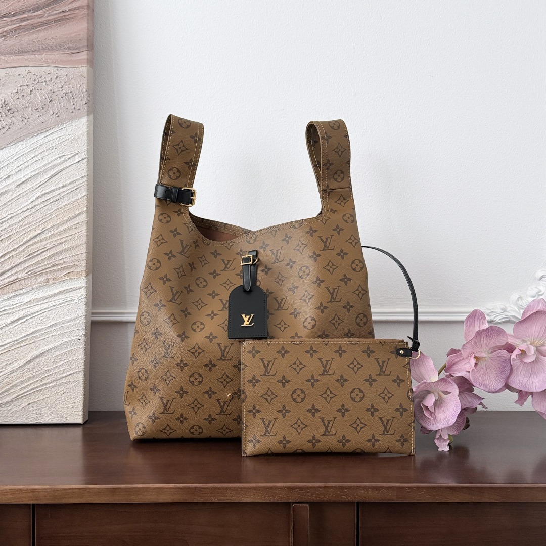 루이비통 아틀란티스 GM 백 M46821  1380