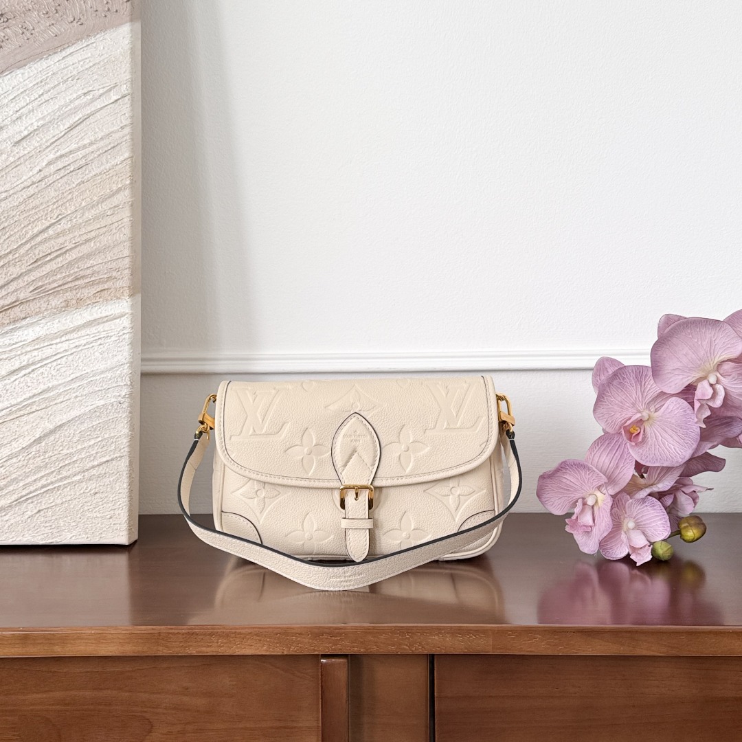 루이비통 다이앤 백 M46388  1260