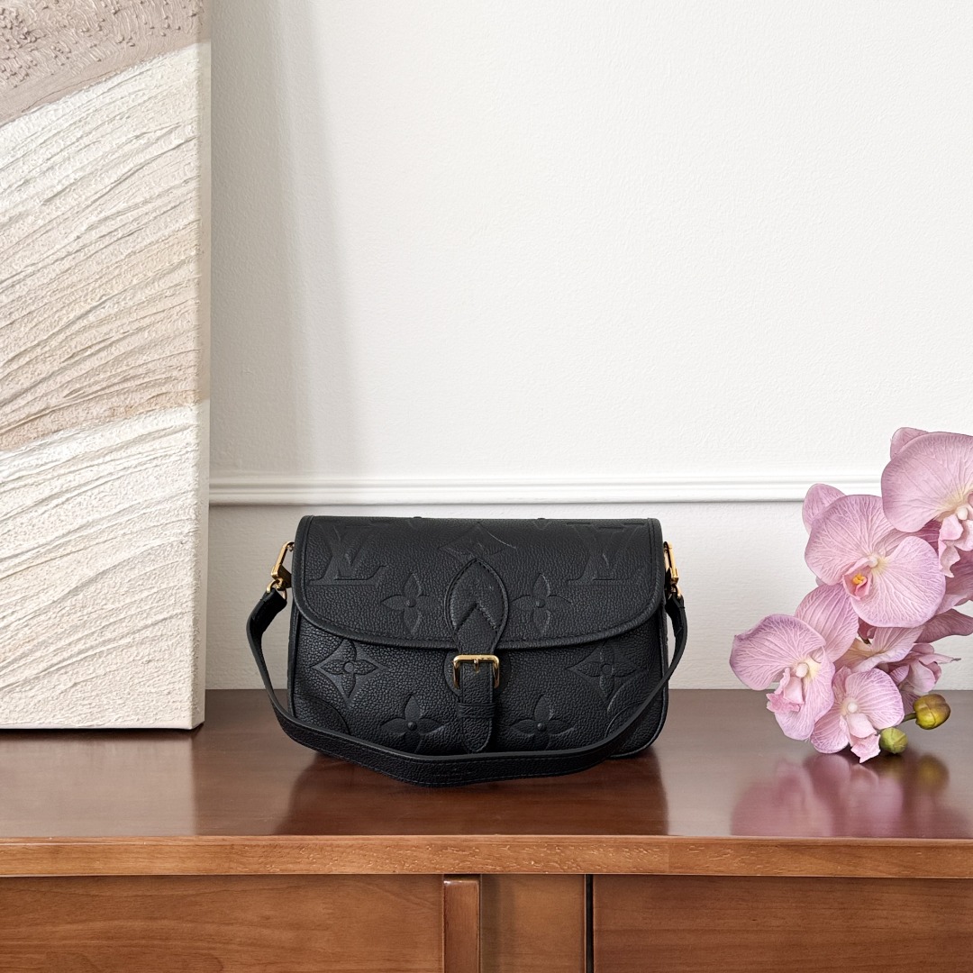 루이비통 다이앤 백 M46386  1260