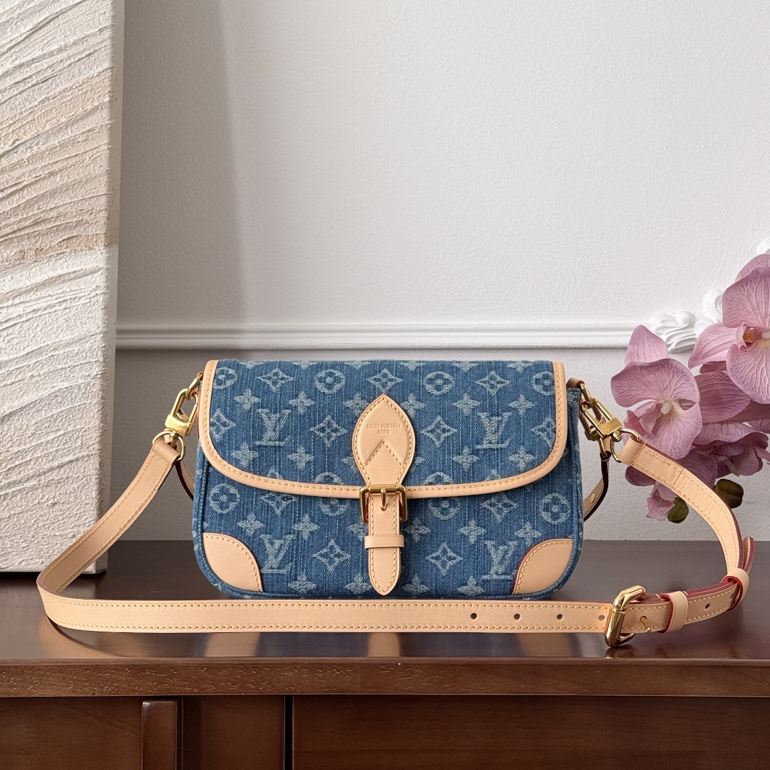 루이비통 다이앤 백 M13070  1180