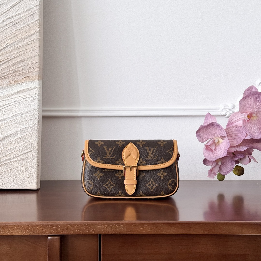 루이비통 나노 다이앤 백 M83298  890