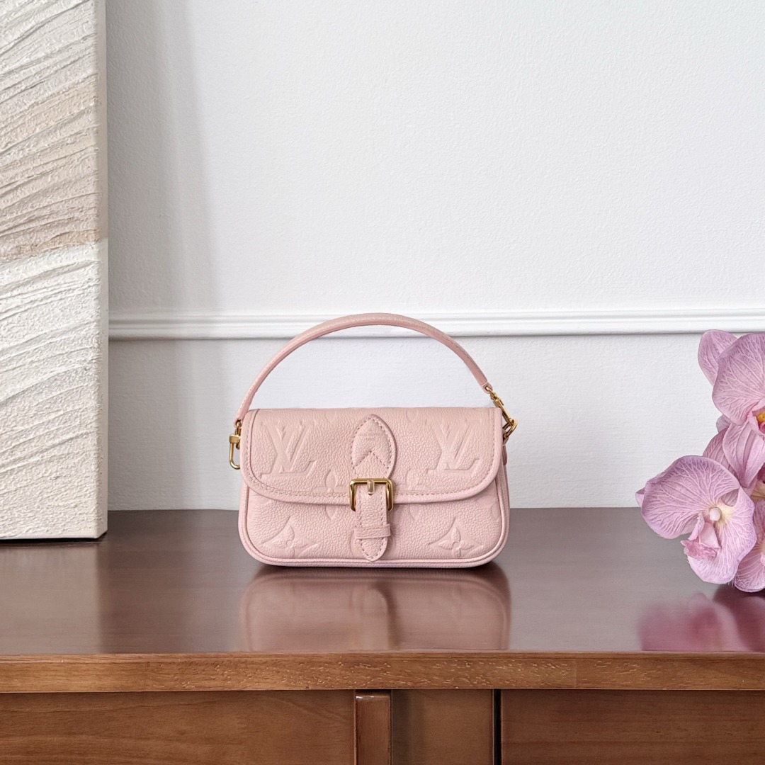 루이비통 나노 다이앤 M83566  980