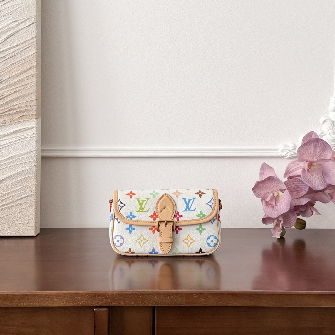루이비통 x TM 나노 다이앤 백 M14194  920