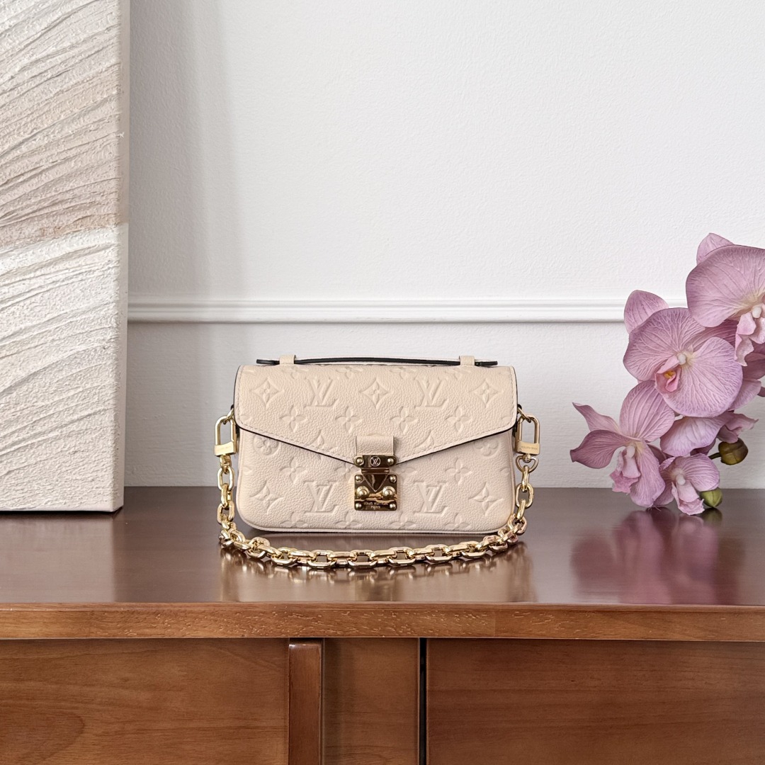 루이비통 포쉐트 메티스 이스트 웨스트 백 M22942  1280