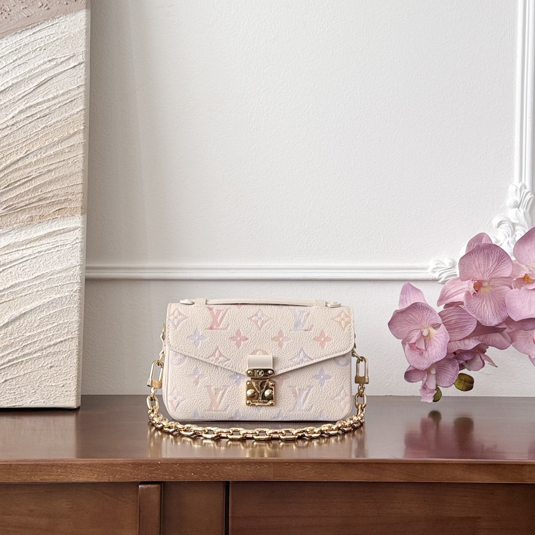 루이비통 포쉐트 메티스 이스트 웨스트 M25682  1280