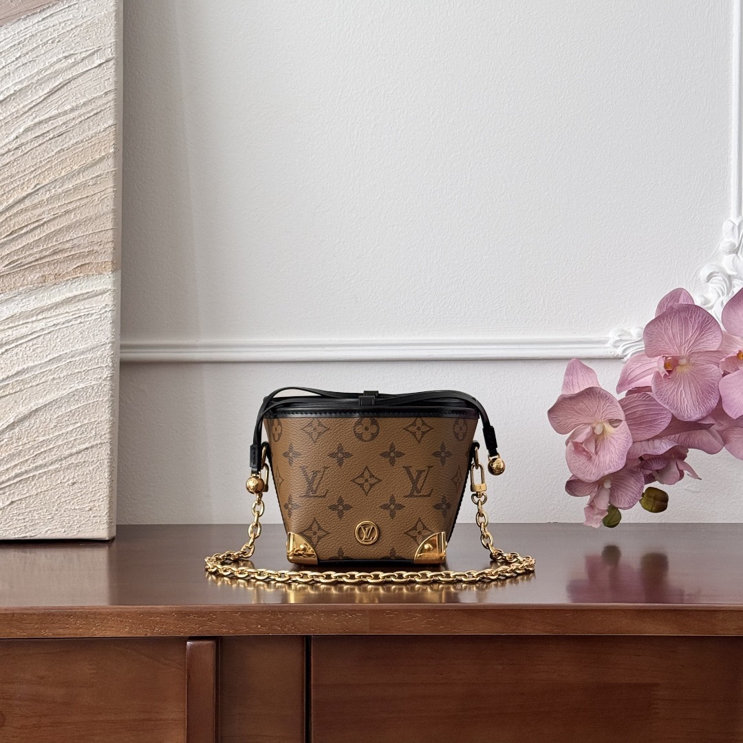 루이비통 노에 퍼스 백 M82885  1020